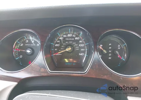 2010 Ford Taurus Limited z USA, uszkodzony, nr VIN 1FAHP2FW0AG166166